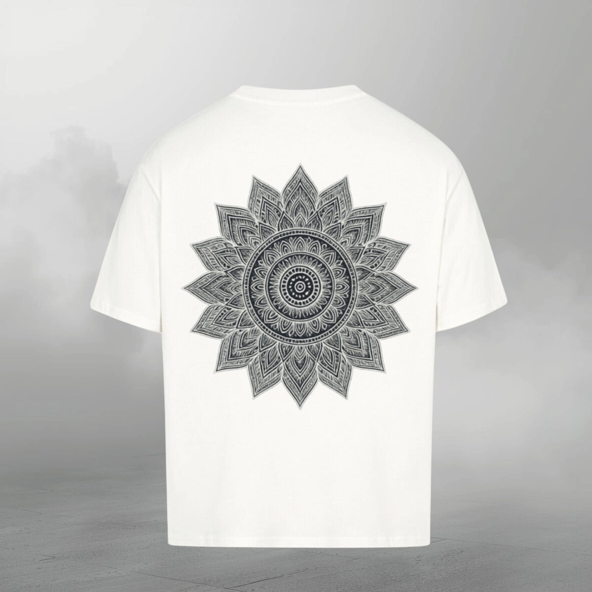 Oversize T-Shirt Herren Rückseite – Eclipse Print Design